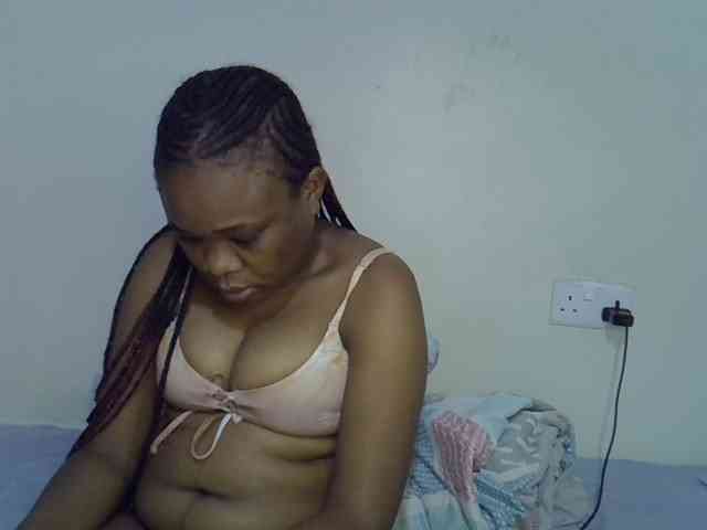 Ebonybootygirl webcam