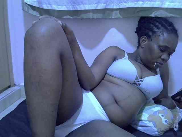 Ebonybootygirl webcam