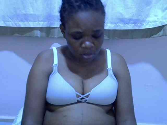 Ebonybootygirl webcam