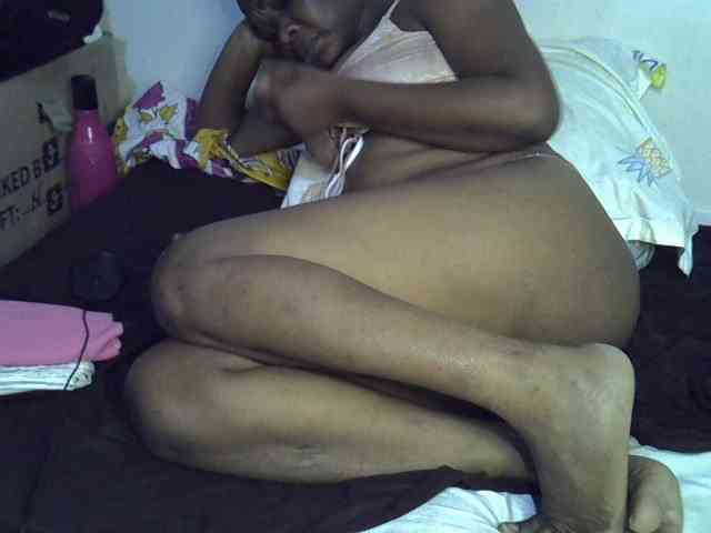 Ebonybootygirl webcam
