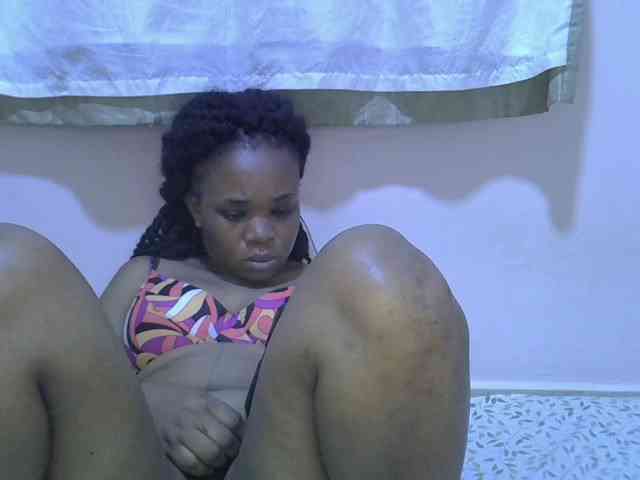 Ebonybootygirl webcam