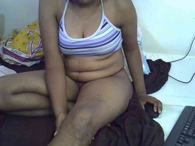 Ebonybootygirl webcam