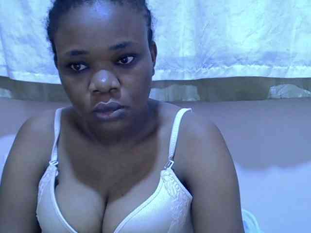 Ebonybootygirl webcam