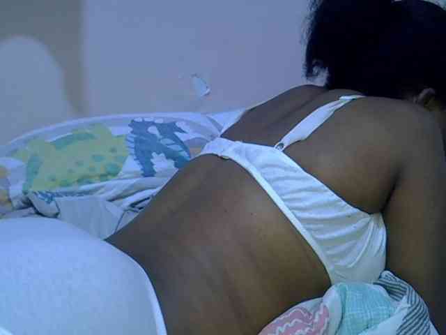 Ebonybootygirl webcam