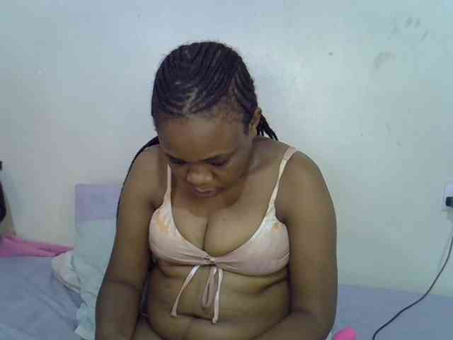 Ebonybootygirl webcam