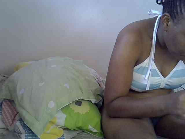 Ebonybootygirl webcam
