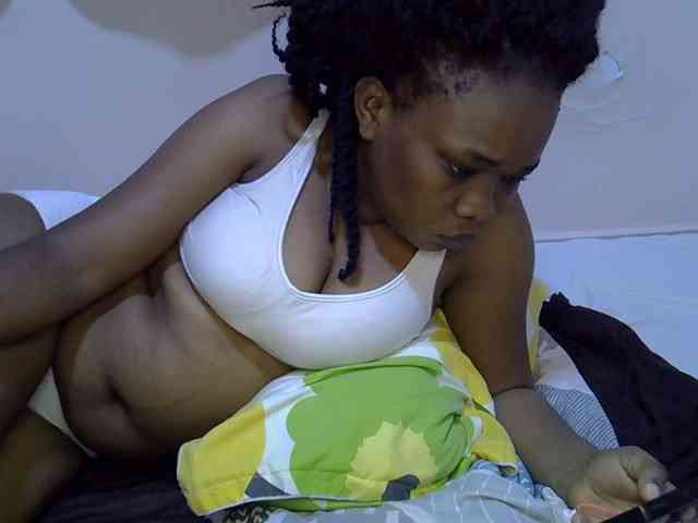 Ebonybootygirl webcam