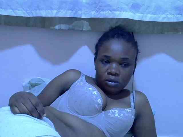 Ebonybootygirl webcam