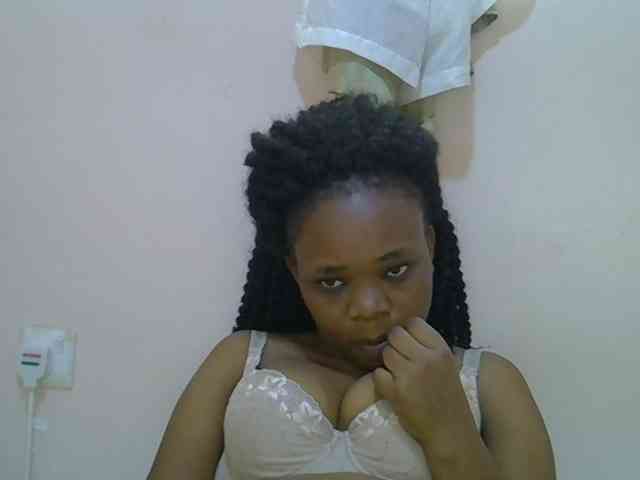 Ebonybootygirl webcam
