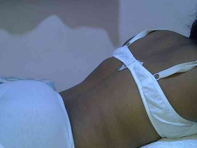 Ebonybootygirl webcam