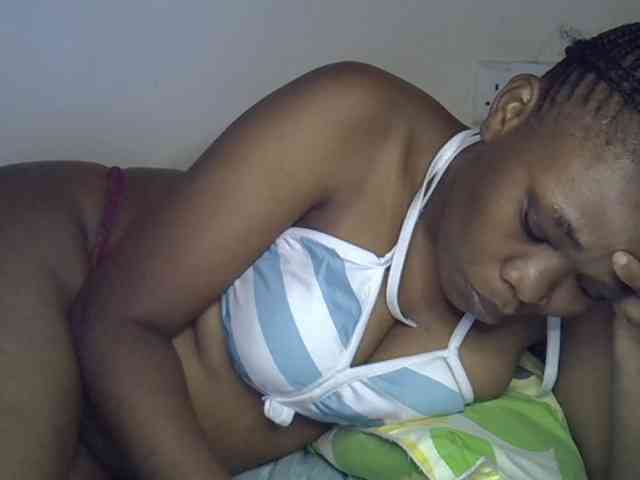 Ebonybootygirl webcam