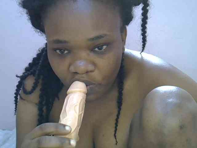 Ebonybootygirl webcam