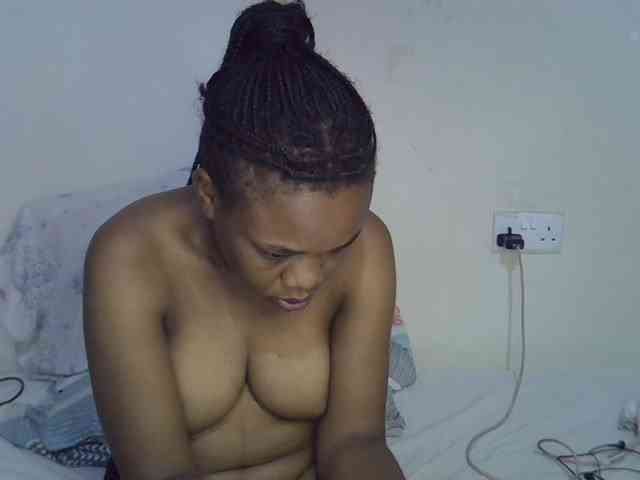Ebonybootygirl webcam