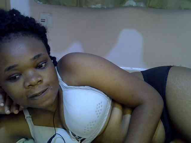 Ebonybootygirl webcam