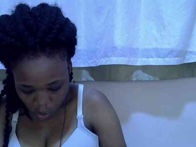 Ebonybootygirl webcam