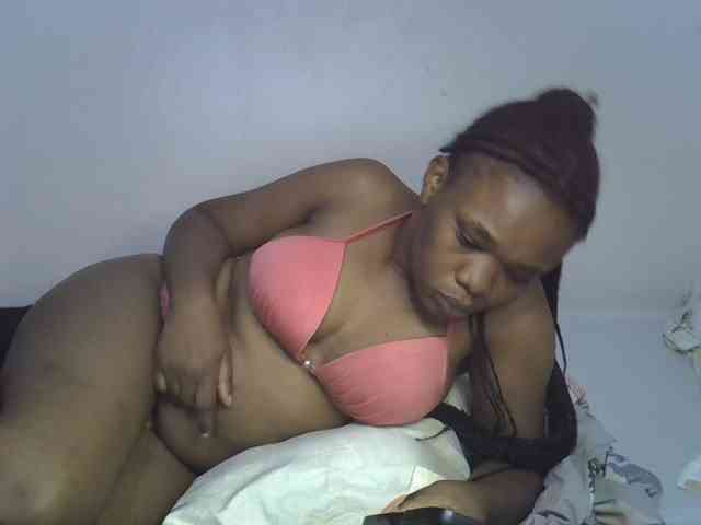 Ebonybootygirl webcam