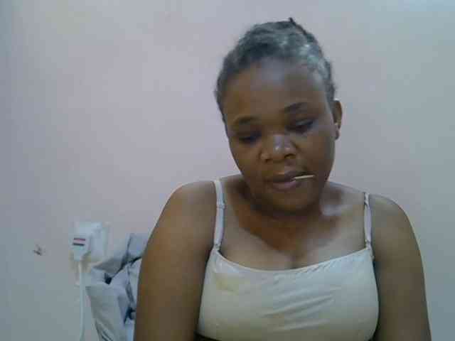 Ebonybootygirl webcam