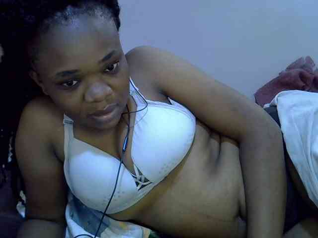 Ebonybootygirl webcam