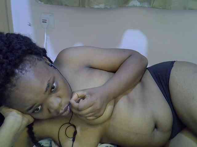 Ebonybootygirl webcam