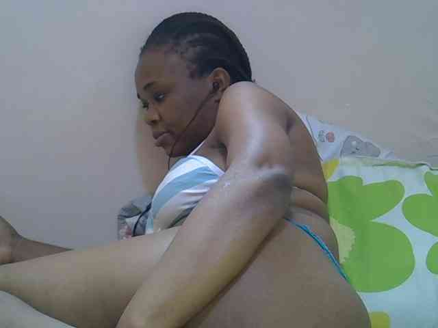Ebonybootygirl webcam