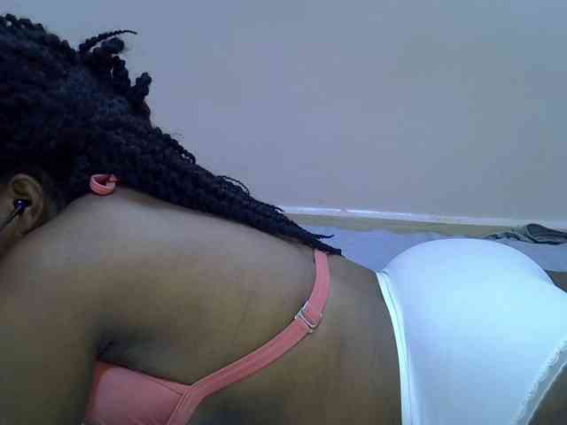 Ebonybootygirl webcam