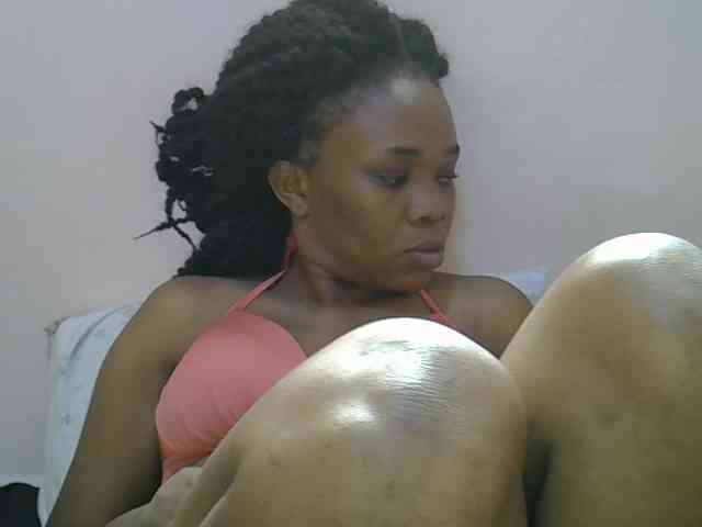 Ebonybootygirl webcam