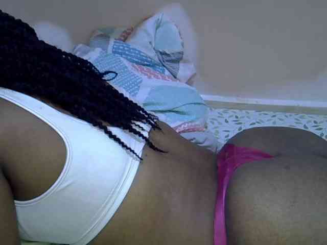 Ebonybootygirl webcam