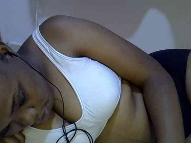 Ebonybootygirl webcam