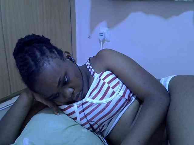 Ebonybootygirl webcam