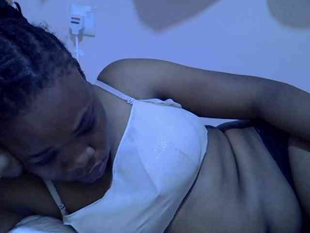 Ebonybootygirl webcam