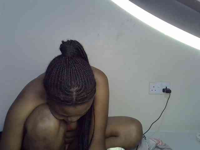 Ebonybootygirl webcam