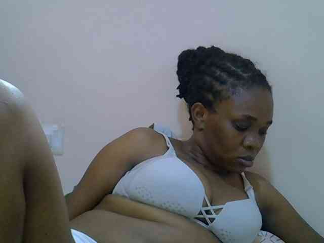 Ebonybootygirl webcam