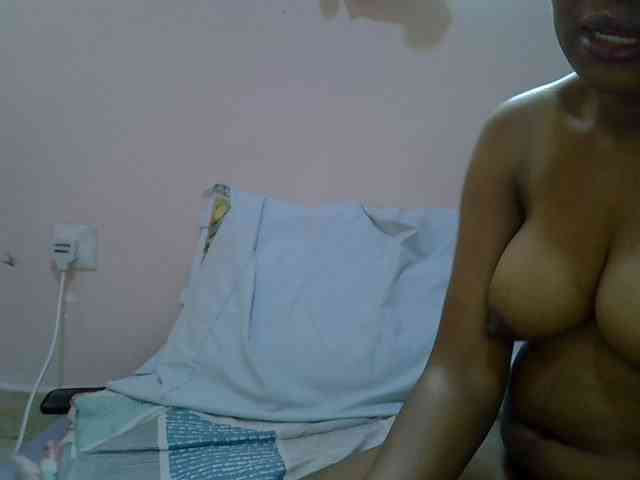 Ebonybootygirl webcam