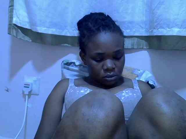 Ebonybootygirl webcam