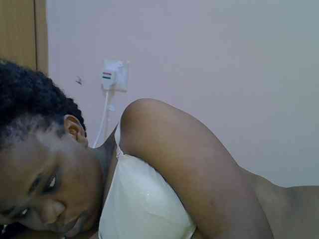 Ebonybootygirl webcam
