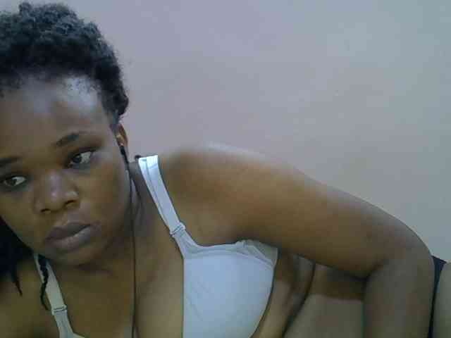 Ebonybootygirl webcam