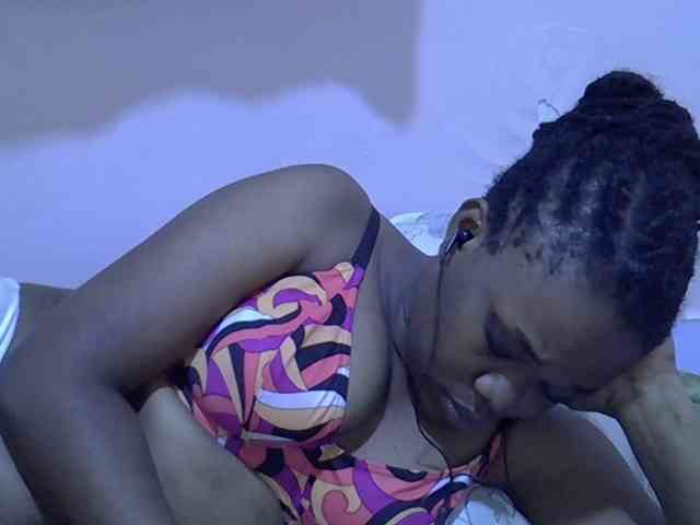 Ebonybootygirl webcam