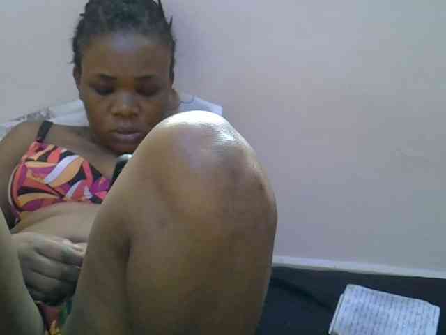 Ebonybootygirl webcam