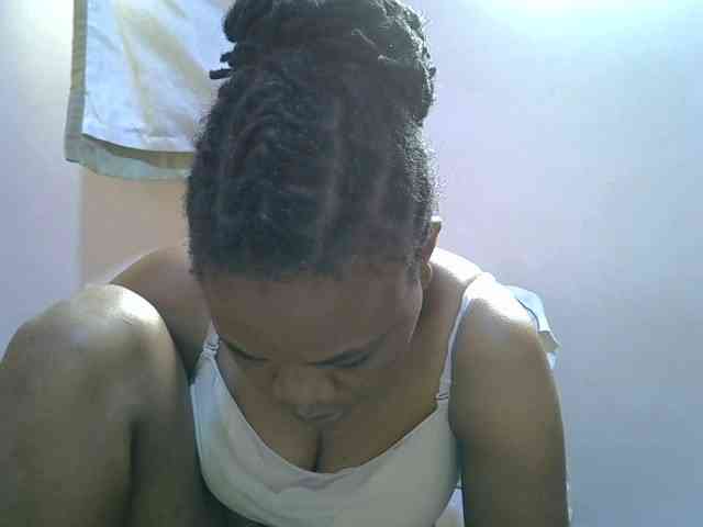 Ebonybootygirl webcam