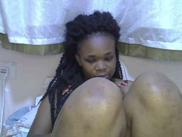 Ebonybootygirl webcam