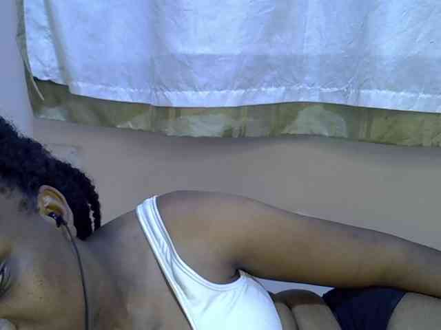 Ebonybootygirl webcam
