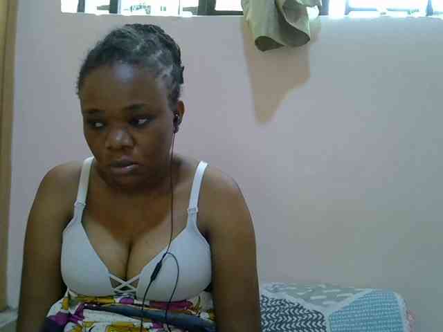 Ebonybootygirl webcam