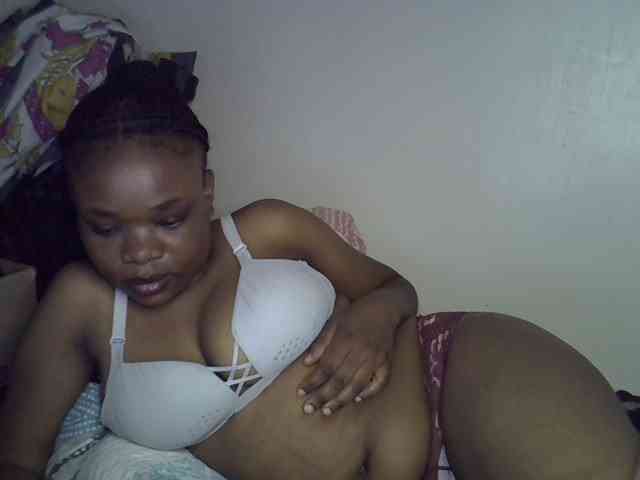 Ebonybootygirl webcam