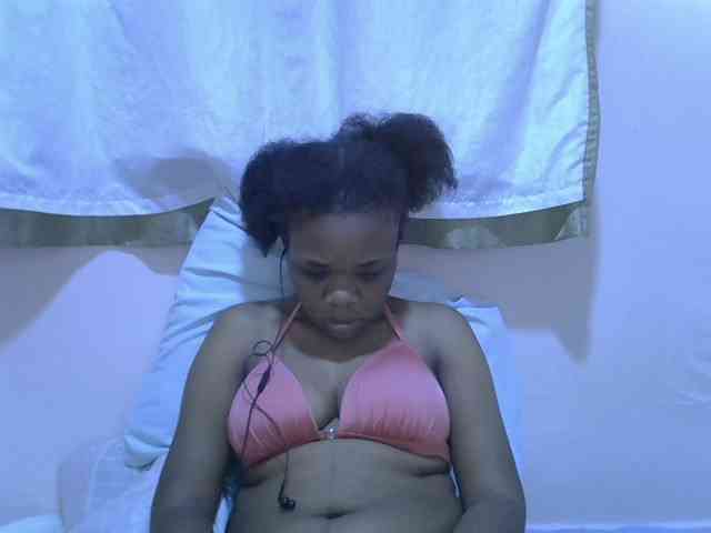 Ebonybootygirl webcam