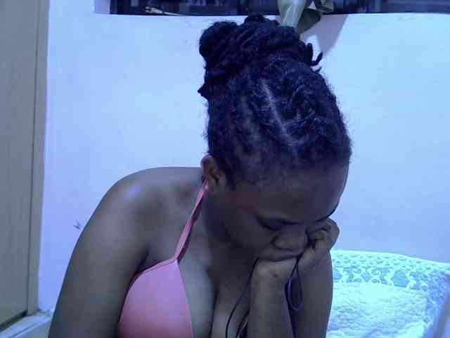 Ebonybootygirl webcam