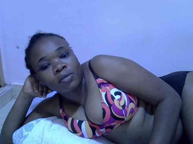 Ebonybootygirl webcam