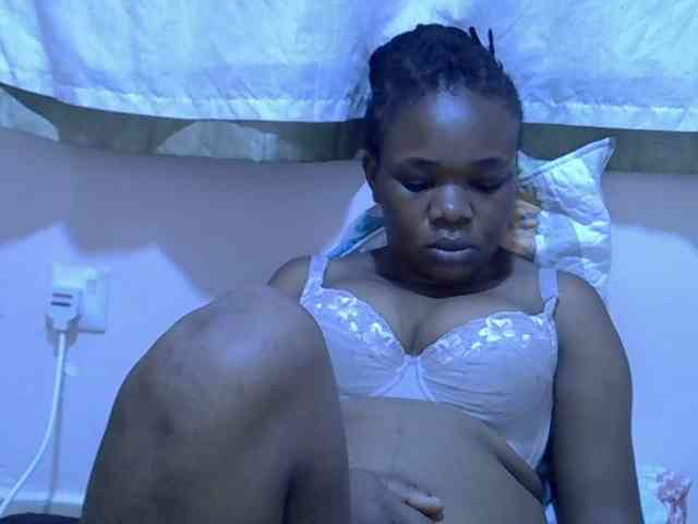 Ebonybootygirl webcam