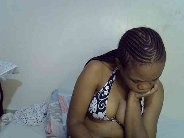 Ebonybootygirl webcam