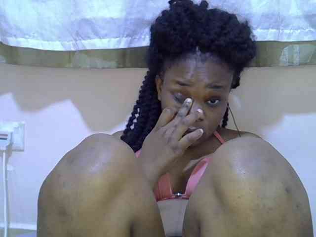 Ebonybootygirl webcam