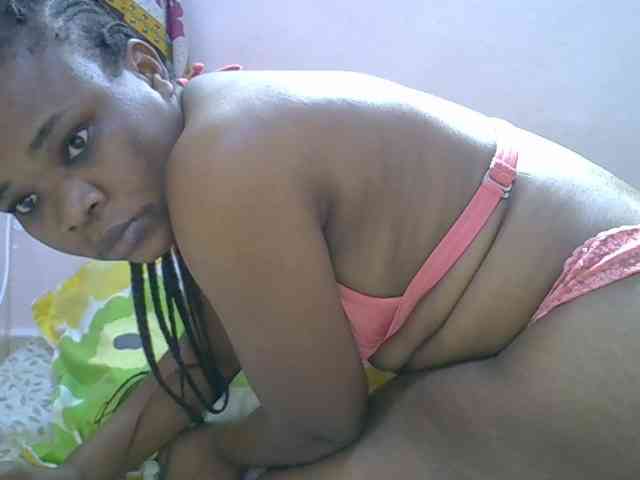 Ebonybootygirl webcam